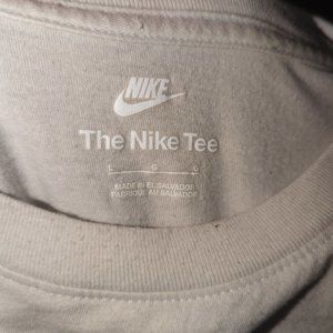 Men's Large Nike Tshirt